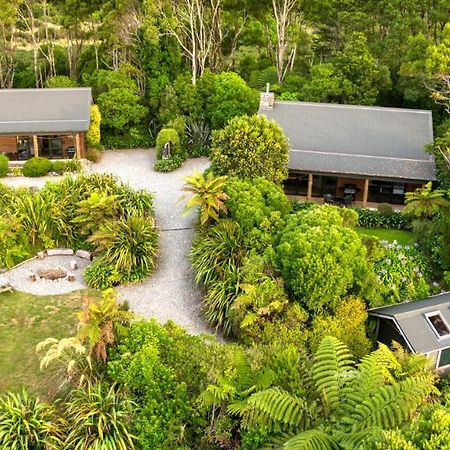 Paparoa Beach Hideaway With Hot Tub Barrytown Екстер'єр фото