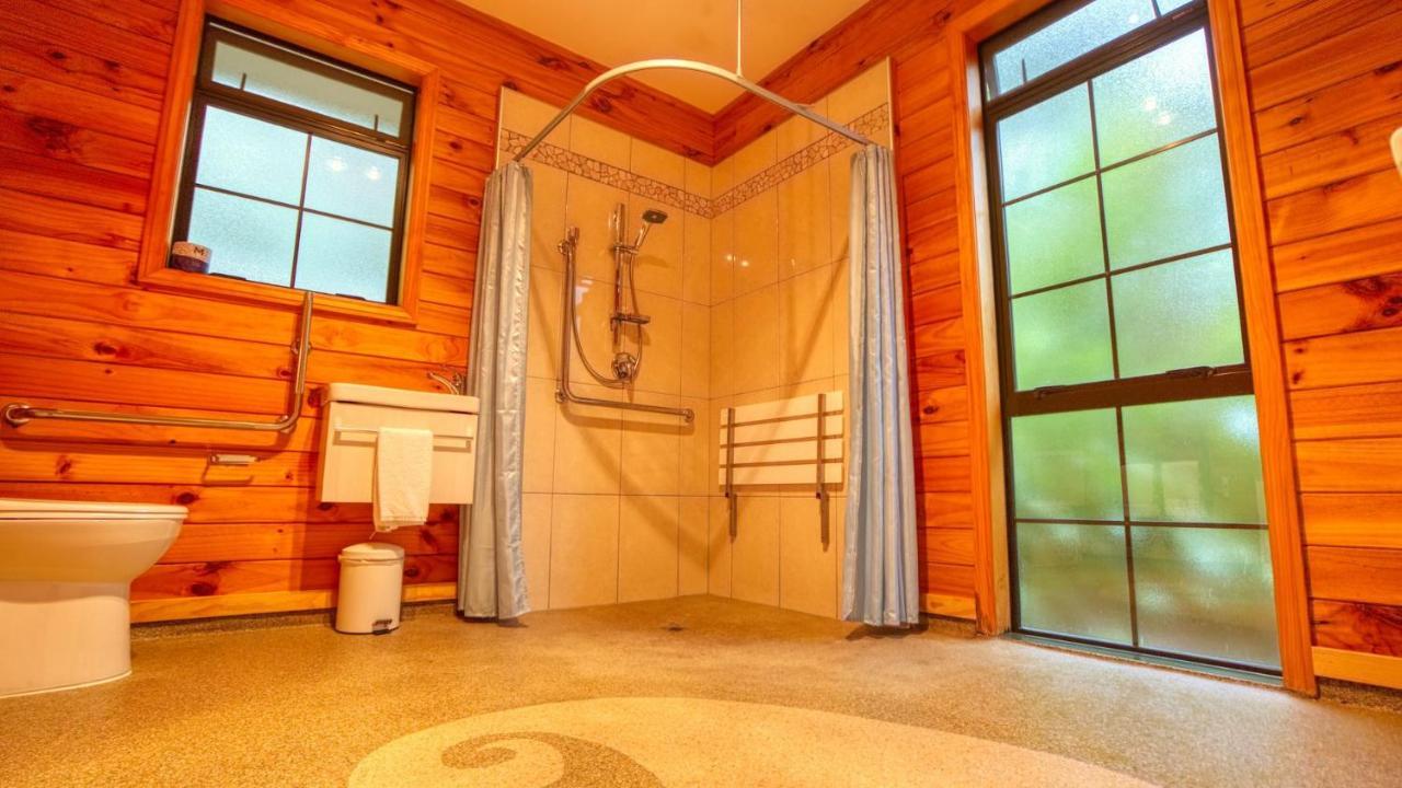 Paparoa Beach Hideaway With Hot Tub Barrytown Екстер'єр фото