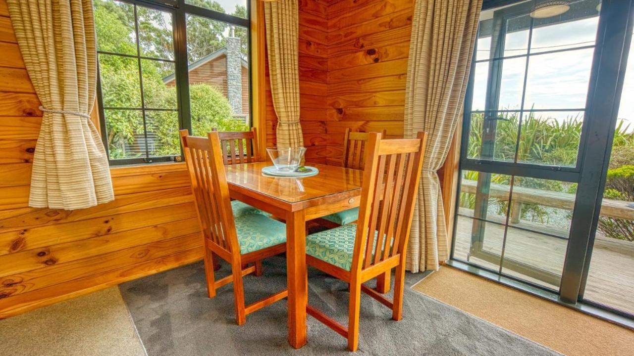 Paparoa Beach Hideaway With Hot Tub Barrytown Екстер'єр фото