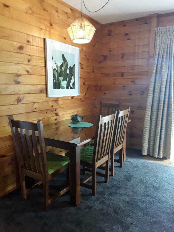 Paparoa Beach Hideaway With Hot Tub Barrytown Екстер'єр фото